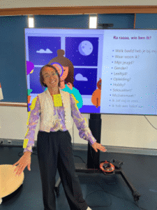 Docent Inclusieve communicatie tijdens training van Helix Academy bij Rochdale